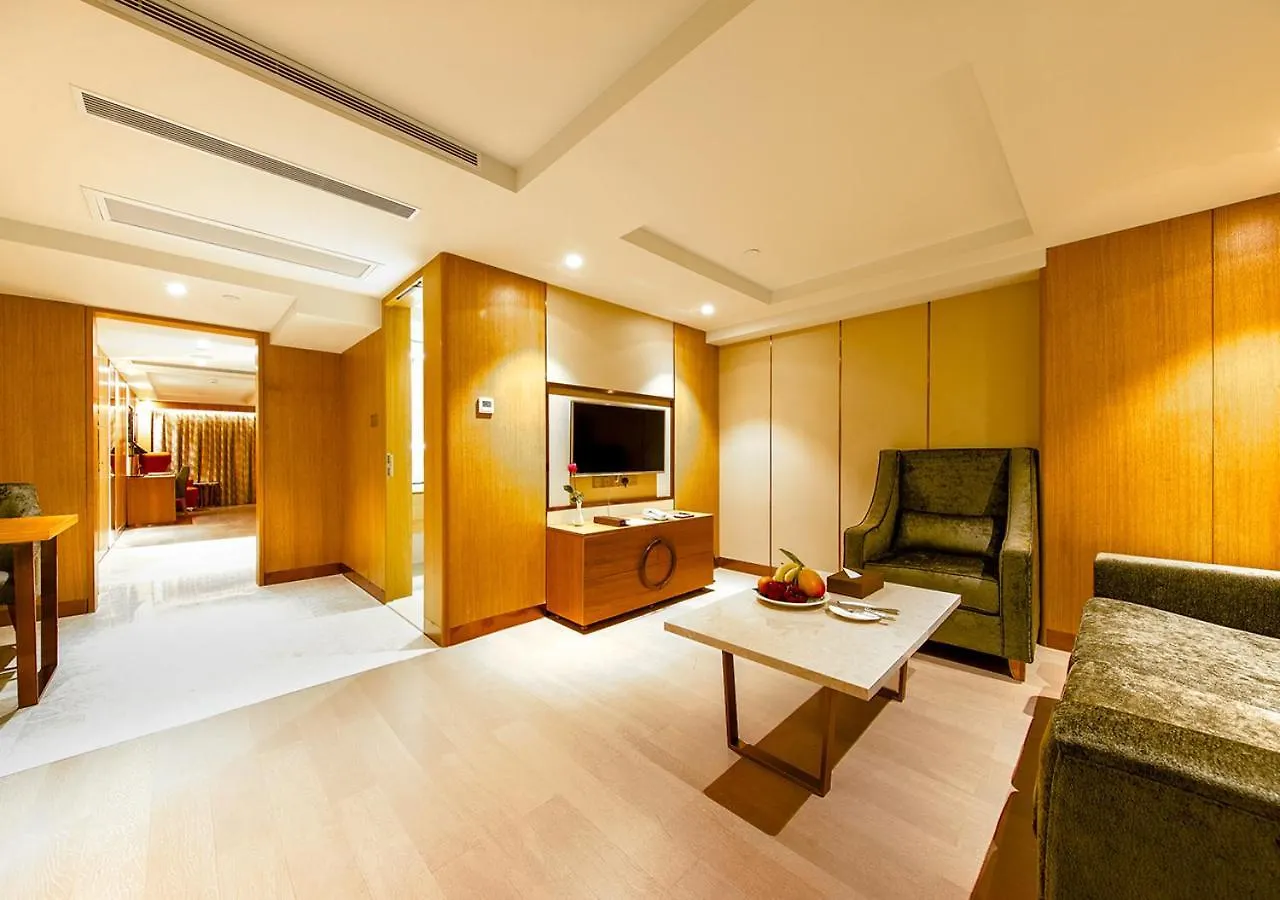***  Royal Dragon Hotel Macau China